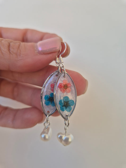 Pendientes botánica flor azul y rosa