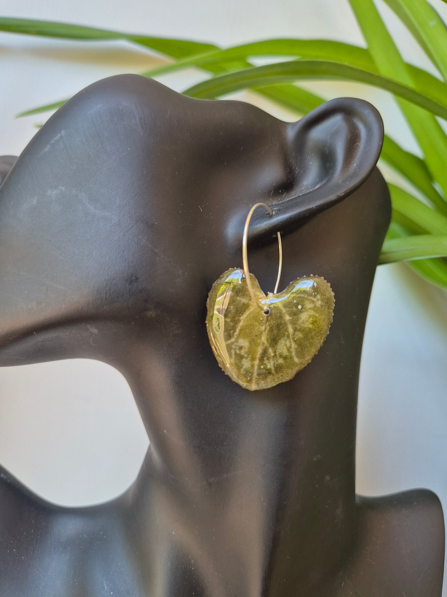 Pendientes hoja corazón verde