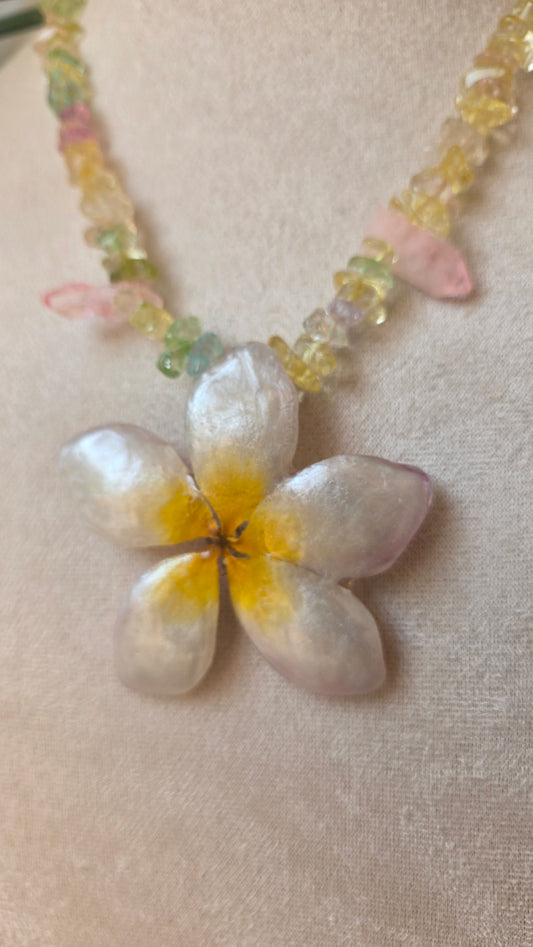 Collar Plumeria esencia