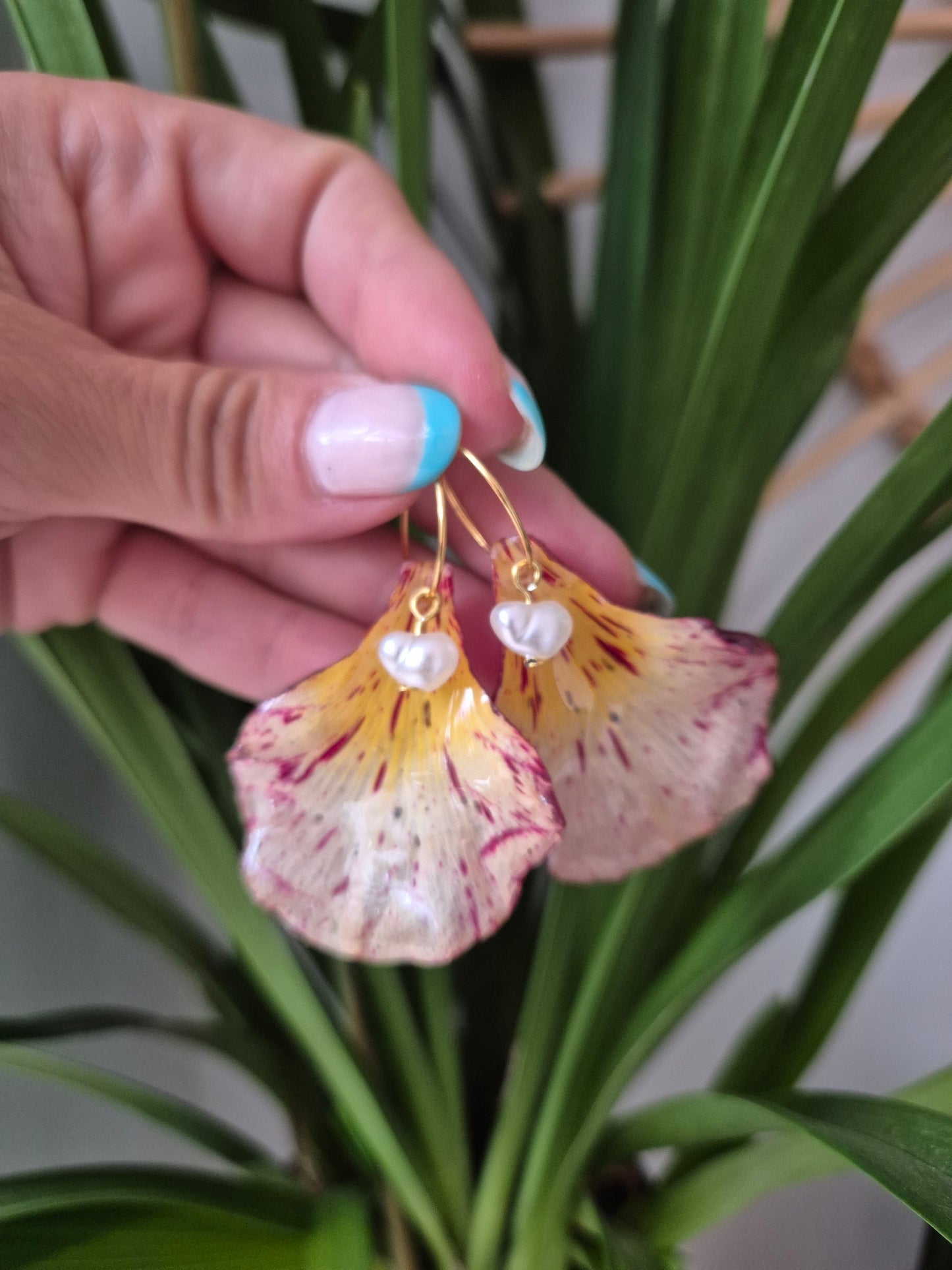 Pendientes flamboyan