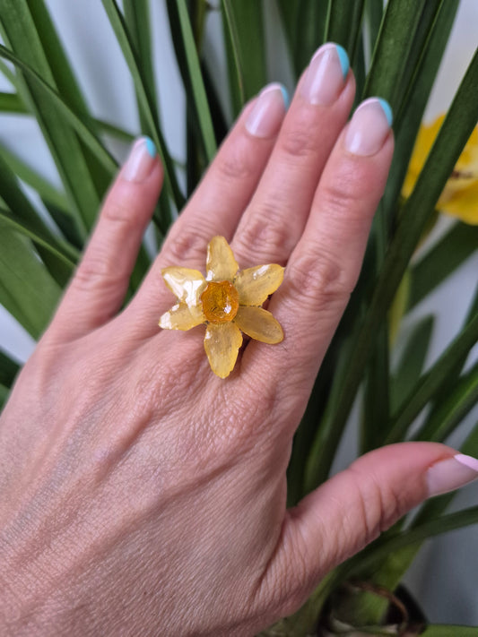 Anillo ajustable narciso amarillo