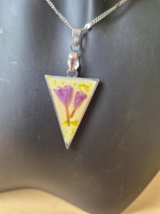 Colgante flores moradas