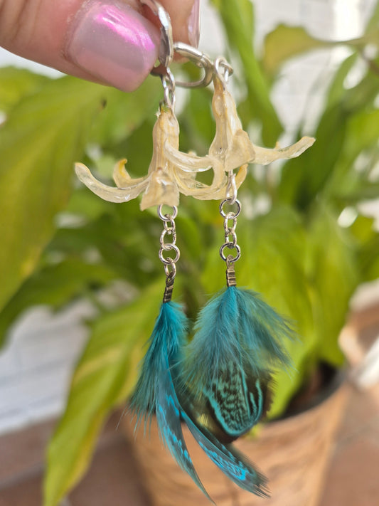 Pendientes Jacinto blanco y pluma