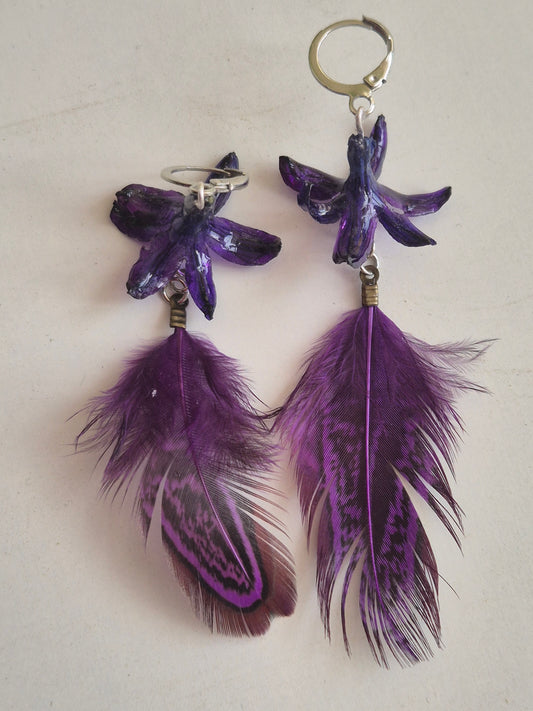 Pendientes Jacinto azul-morado  y pluma