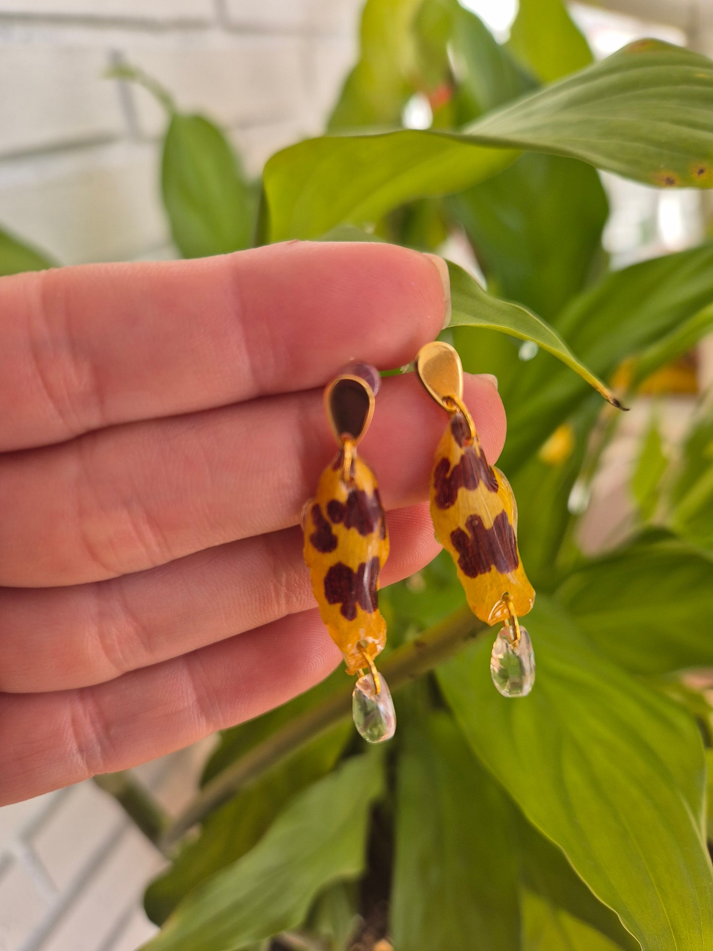 Pendientes pétalos orquídea Cambria