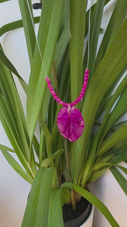 Collar Buganvilla Fucsia & Destellos Vibrantes