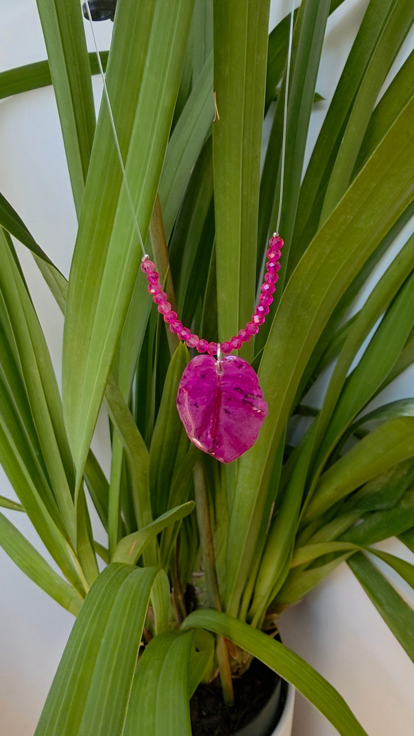 Collar Buganvilla Fucsia & Destellos Vibrantes