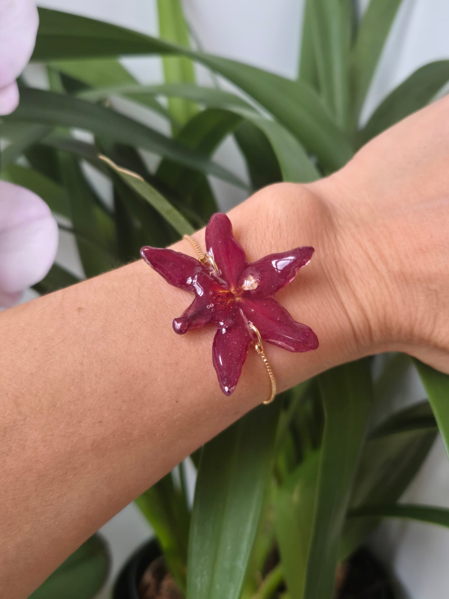 Pulsera regulable orquidea