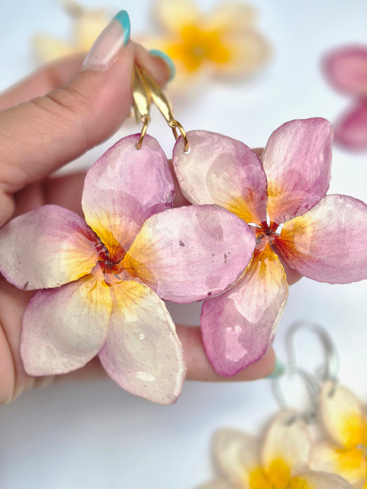 Pendientes plumeria