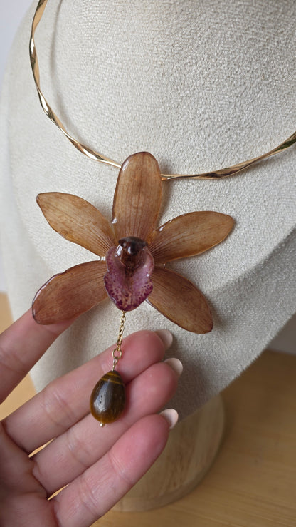 Choker orquidea Cymbidium y Ojo de tigre