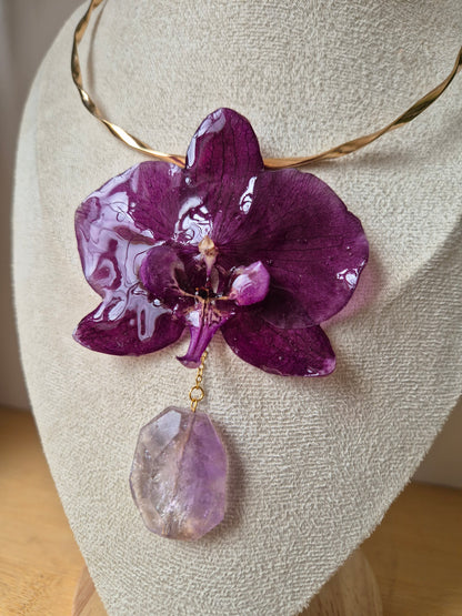 Choker orquidea Phalaenopsis y Amatista.
