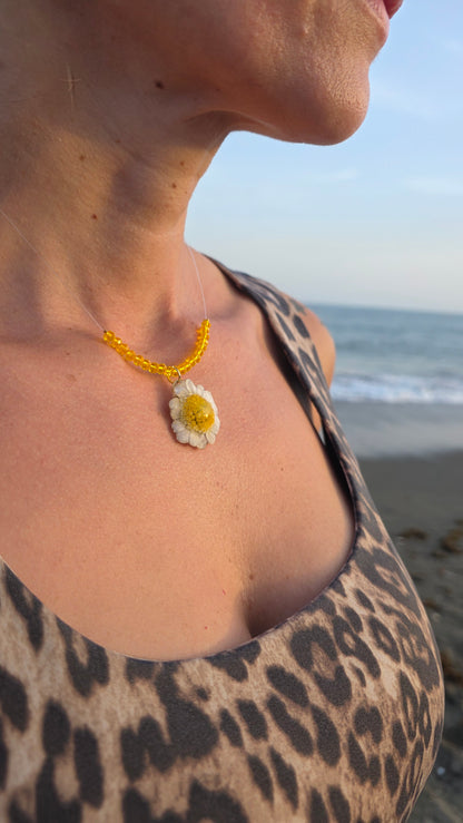 Collar Margarita Silvestre & Destellos Amarillos