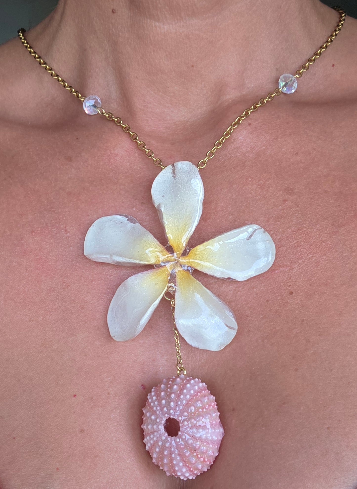 Collar Plumeria Blanca