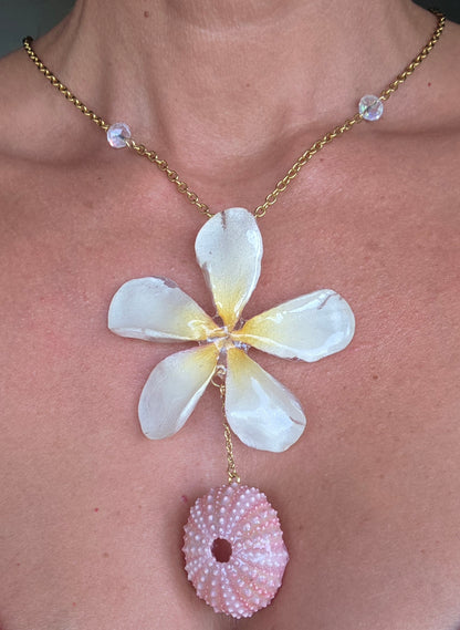 Collar Plumeria Blanca