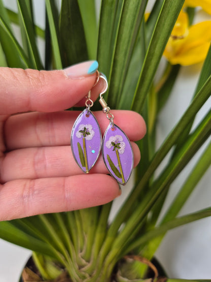 Conjunto morado flor blanca