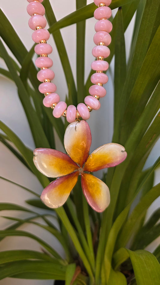 Collar Plumeria Amarilla y rosa