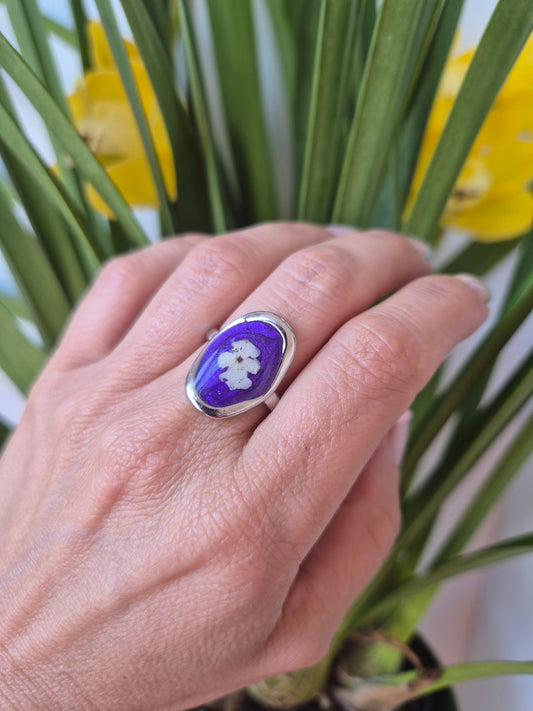 Anillo ajustable ovalado morado