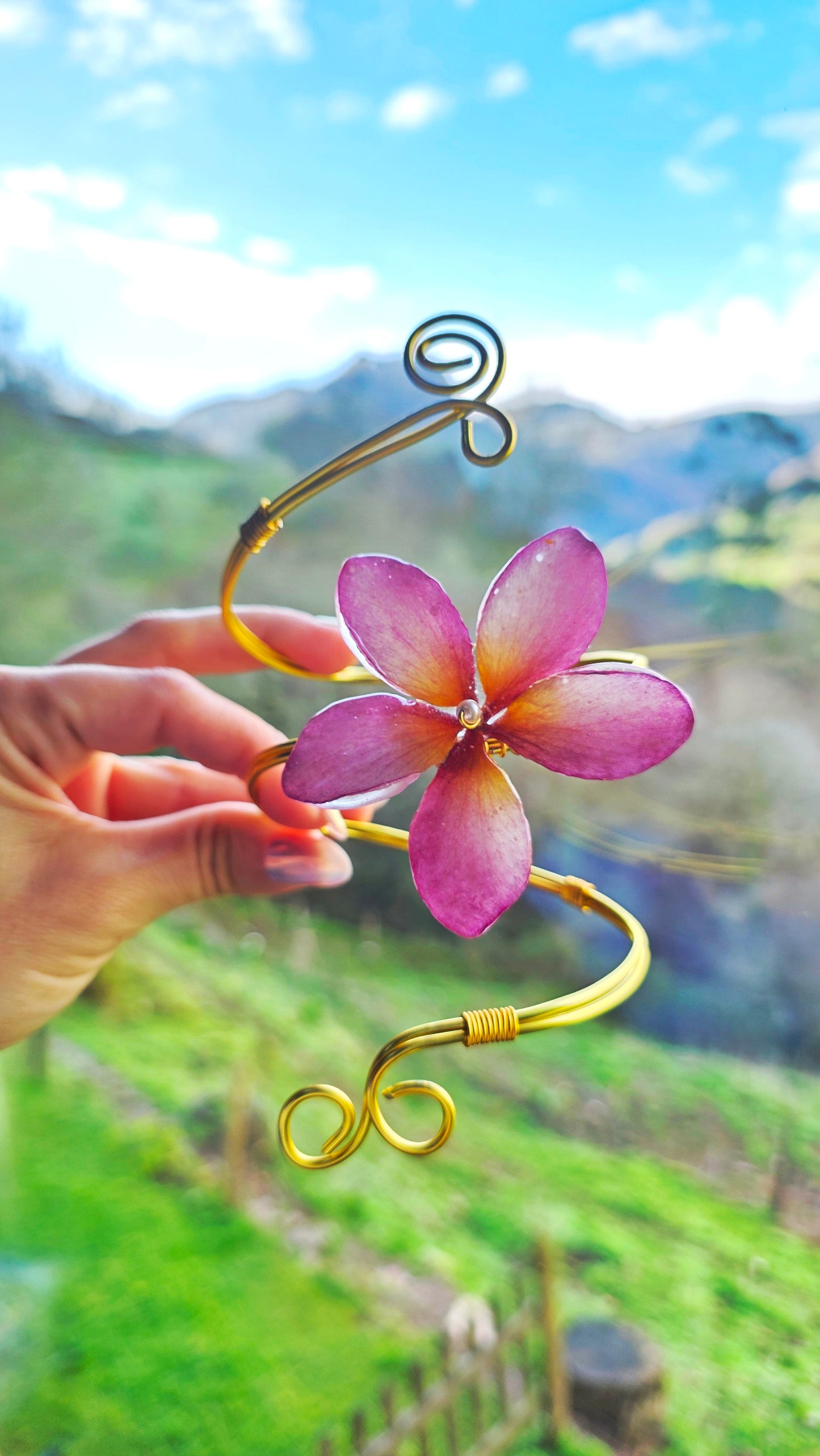 Brazalete con flor natural