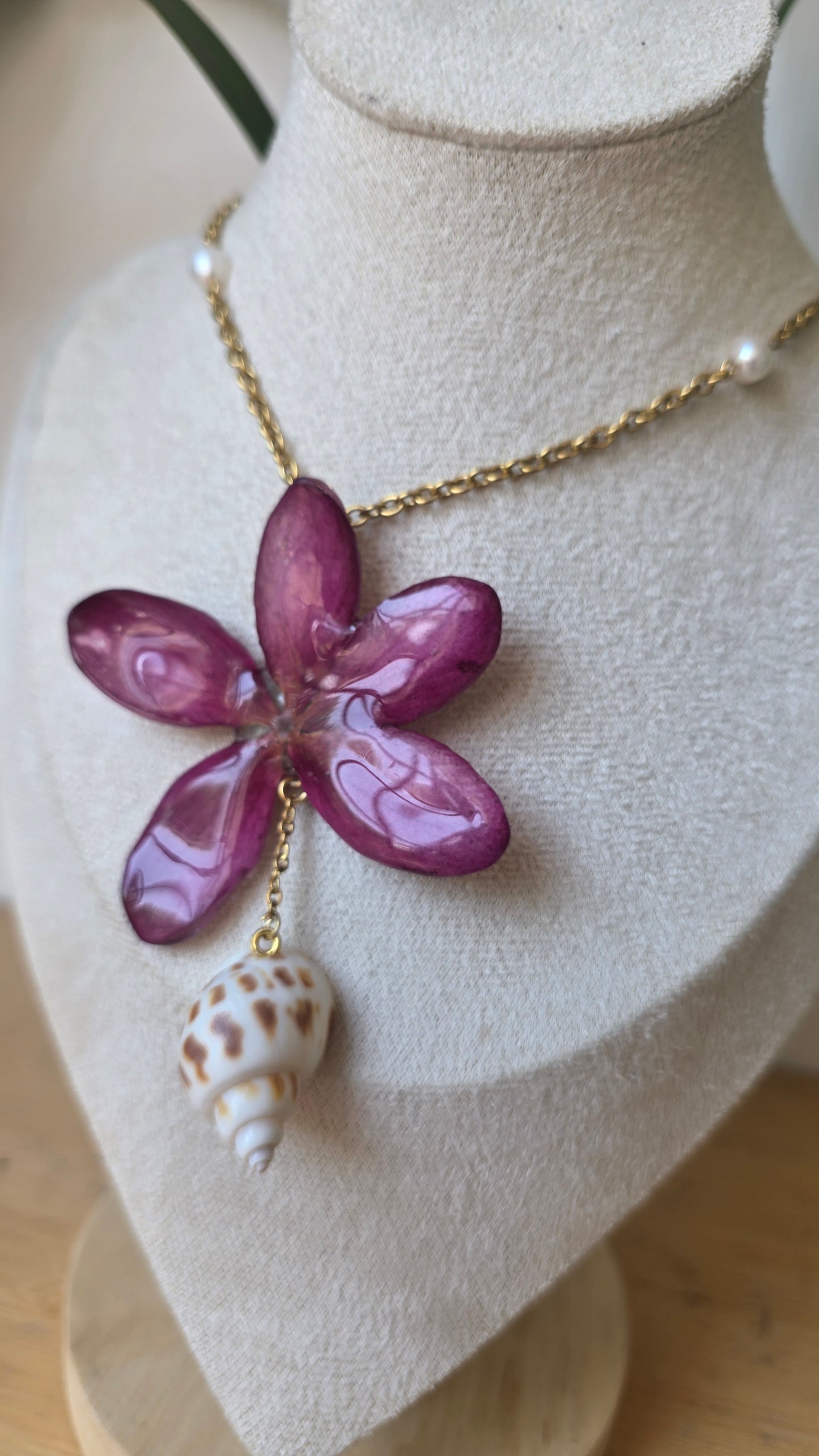 Collar Plumeria Rosa
