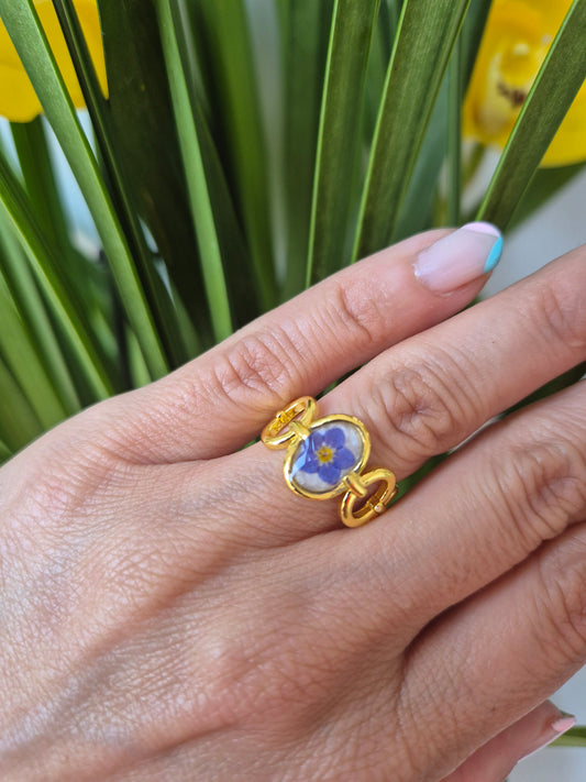 Anillo ajustable flor siempre viva